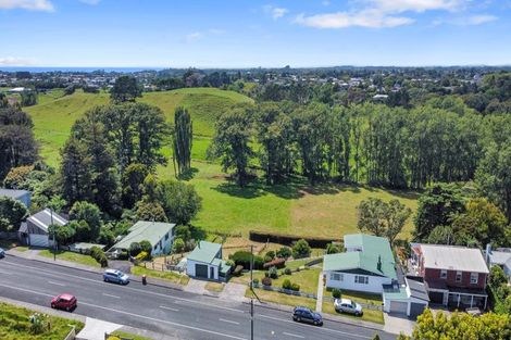 Photo of property in 331 Tukapa Street, Hurdon, New Plymouth, 4310