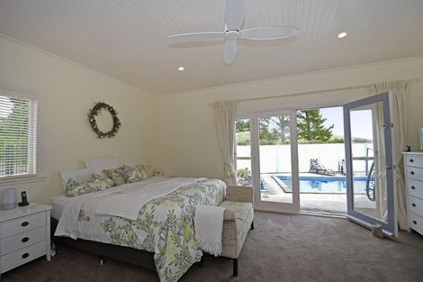 Photo of property in 956 Oneriri Road, Kaiwaka, 0573