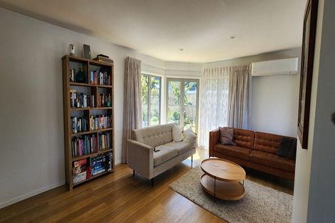 Photo of property in 9 Queen Street, Cambridge, 3434