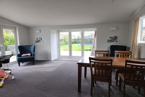 Photo of property in 98 Geraldine Street, Edgeware, Christchurch, 8013