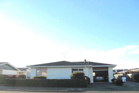 Photo of property in 77 Sydney Street, Windsor, Invercargill, 9810