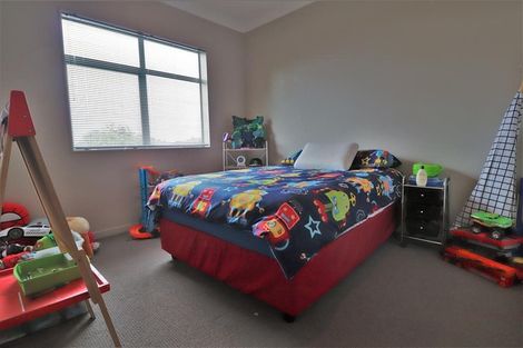 Photo of property in 13 Concepts Way, Flat Bush, Auckland, 2019