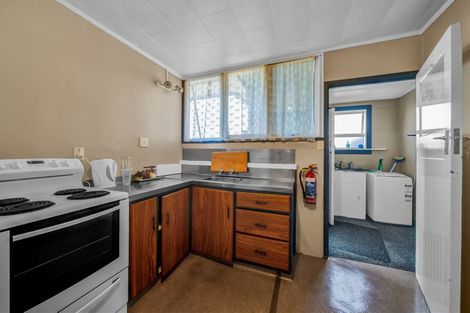 Photo of property in 1/15 Rimu Street, New Lynn, Auckland, 0600