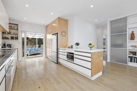 Photo of property in 26 Beach Road, Castor Bay, Auckland, 0620