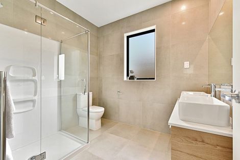 Photo of property in 18 Angiangi Crescent, Beachlands, Auckland, 2018