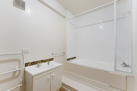 Photo of property in 17/246u Taranaki Street, Mount Cook, Wellington, 6011