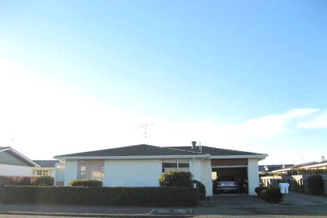 Photo of property in 2/77 Sydney Street, Windsor, Invercargill, 9810