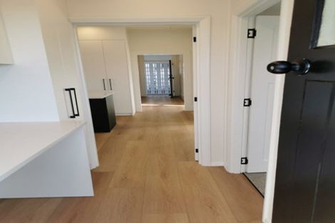 Photo of property in 141 Colwill Road, Massey, Auckland, 0614