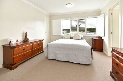 Photo of property in 37 Landmark Terrace, Orewa, 0931