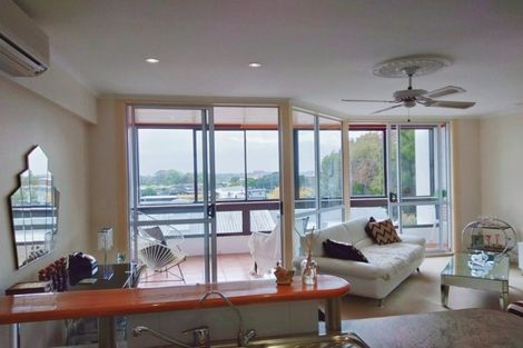 Photo of property in 18 Seddon Street, Pukekohe, 2120
