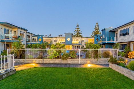 Photo of property in 16/4u Seaview Road, Paraparaumu Beach, Paraparaumu, 5032
