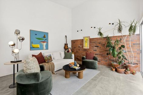 Photo of property in 90 Alpha Street, Cambridge, 3434