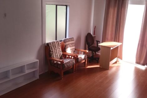 Photo of property in 139 Don Buck Road, Massey, Auckland, 0614