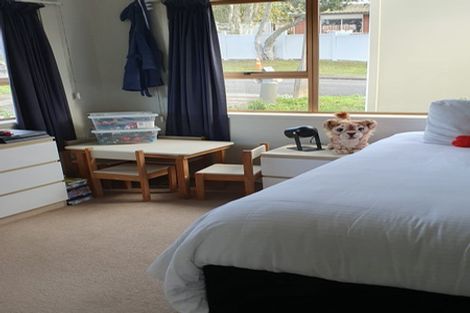 Photo of property in 83 Daffodil Street, Titirangi, Auckland, 0604