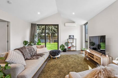 Photo of property in 2 Clover Lane, Lake Hayes, Queenstown, 9304