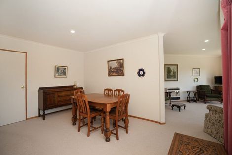 Photo of property in 20 Strachan Way, Highbury, Palmerston North, 4412