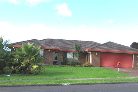 Photo of property in 92 Simmental Crescent, Somerville, Auckland, 2014
