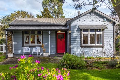 Photo of property in 100 Fox Street, Featherston, 5710