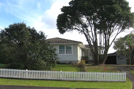 Photo of property in 13 Taioma Crescent, Te Atatu Peninsula, Auckland, 0610