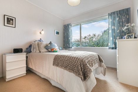 Photo of property in 50 Mayfair Crescent, Mairangi Bay, Auckland, 0630