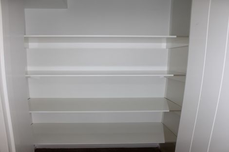 Photo of property in 52a Churchill Avenue, Manurewa, Auckland, 2102