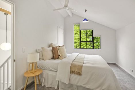 Photo of property in 56 Kapanui Road, Waikanae, 5036