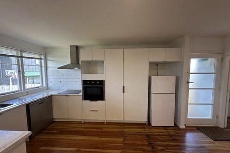 Photo of property in 22 Paton Avenue, Te Atatu South, Auckland, 0610