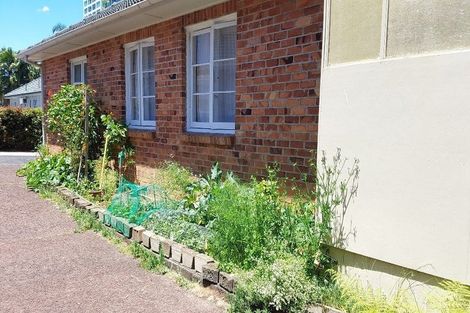 Photo of property in 19 Huron Street, Takapuna, Auckland, 0622