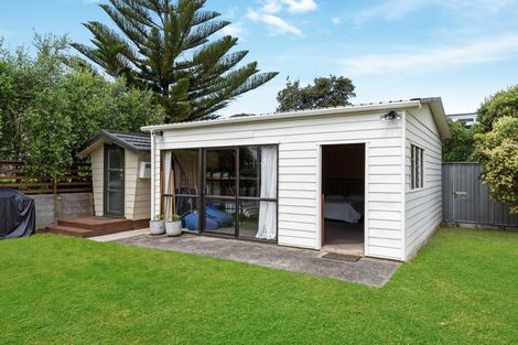 Photo of property in 312 Ocean Road, Whangamata, 3620