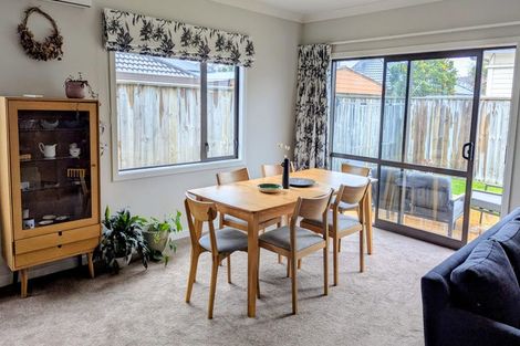 Photo of property in 61a Avondale Road, Taradale, Napier, 4112