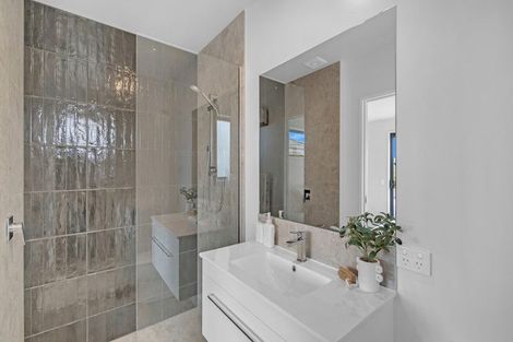 Photo of property in 35 Crossley Avenue, Woodend, 7610