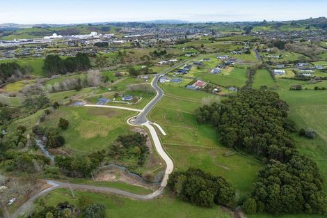 Photo of property in 82 Dean Road, Pokeno, 2471