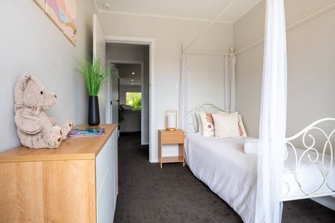 Photo of property in 5 Silverwood Place, Hornby, Christchurch, 8042