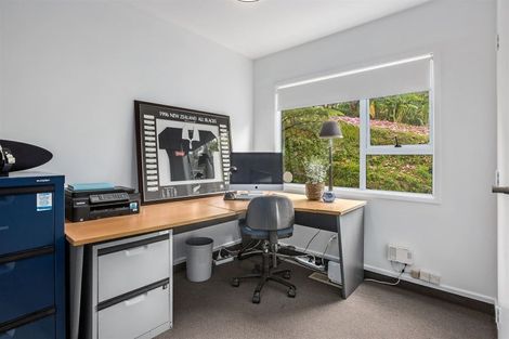 Photo of property in 75 Mercury Way, Whitby, Porirua, 5024