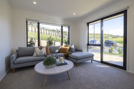 Photo of property in 1 Panui Avenue, Helensville, 0800