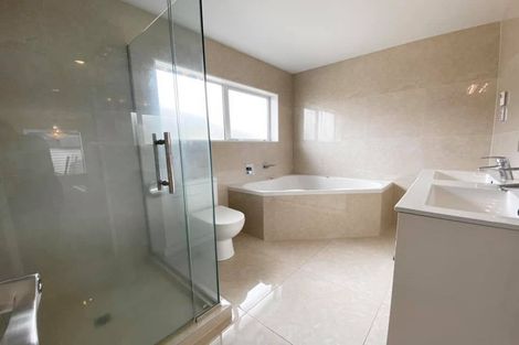 Photo of property in 13 Cranford Drive, Flat Bush, Auckland, 2019