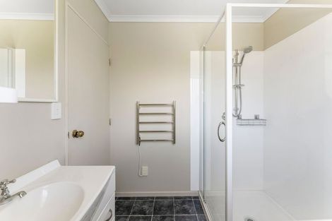 Photo of property in 2 Mayer Crescent, Wakefield, 7025