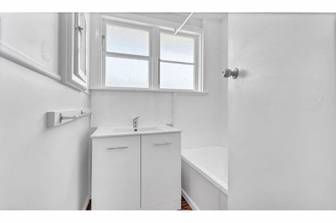 Photo of property in 57 Jollie Street, Linwood, Christchurch, 8062