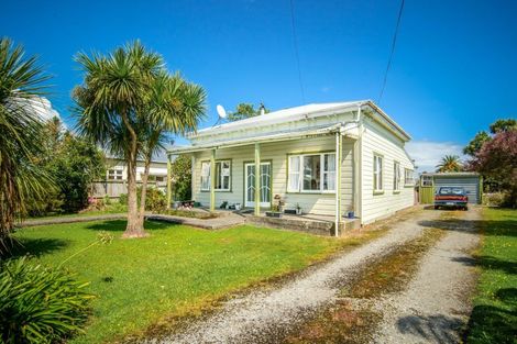 Photo of property in 128 Queen Street, Westport, 7825