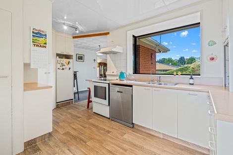 Photo of property in 84 Hocken Street, Kenmure, Dunedin, 9011