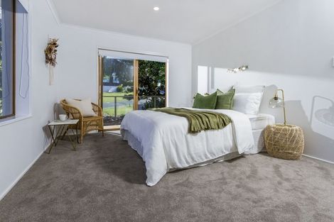 Photo of property in 23 Beach Road, Castor Bay, Auckland, 0620