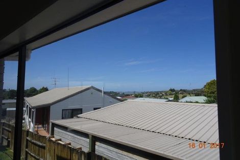 Photo of property in 6a Te Arawa Place, Welcome Bay, Tauranga, 3112
