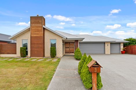 Photo of property in 3 Saddleback Green, Halswell, Christchurch, 8025
