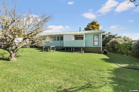 Photo of property in 12 Granville Drive, Massey, Auckland, 0614