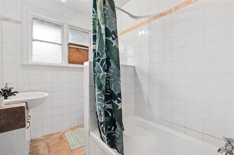 Photo of property in 34 Glenfield Crescent, Mairehau, Christchurch, 8052
