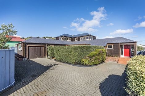 Photo of property in 24a Puriri Street, Miramar, Wellington, 6022