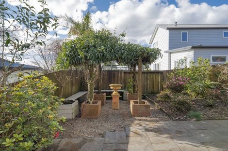 Photo of property in 17b Hilltop Road, Parkvale, Tauranga, 3112