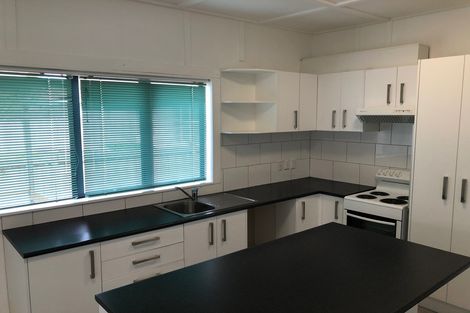 Photo of property in 1/29 Edwards Avenue, Henderson, Auckland, 0610