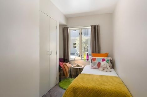 Photo of property in Luxford Villas, 109/72u Herald Street, Berhampore, Wellington, 6023