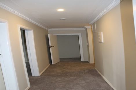 Photo of property in 52 Churchill Avenue, Manurewa, Auckland, 2102